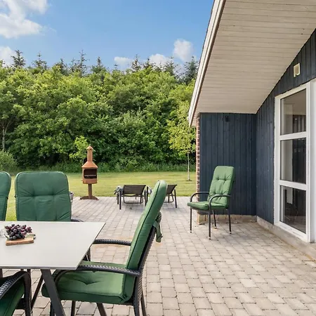 Alois - 31km From The Sea By Interhome